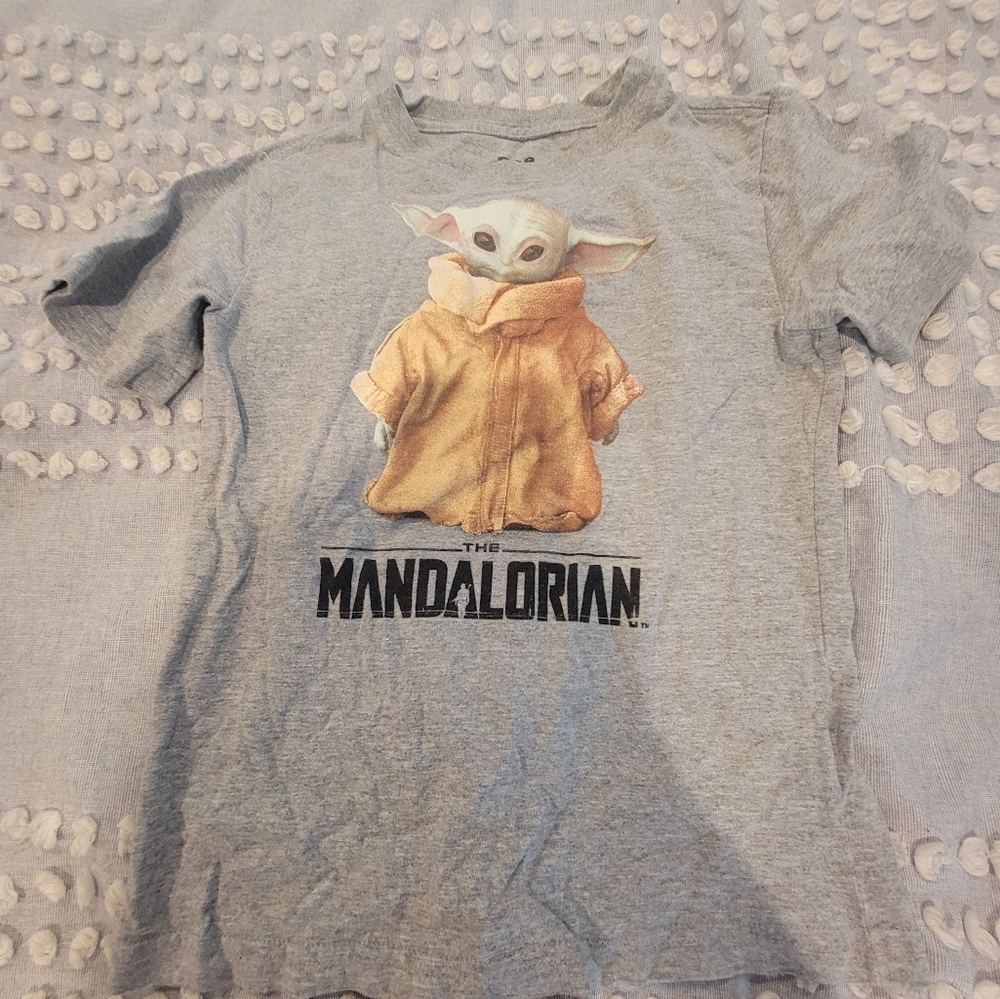 Star Wars T-shirt Size Youth Medium